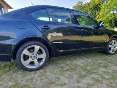 Skoda Octavia II,pierwszy właściciel,serwisowany w serwisie Skoda,wymieniony rozrząd i sprzęgło dwumasowe